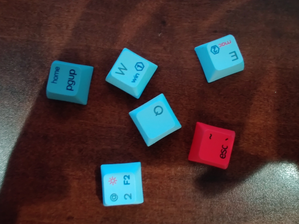 Keycaps for the Epomaker NT68 keyboard.
